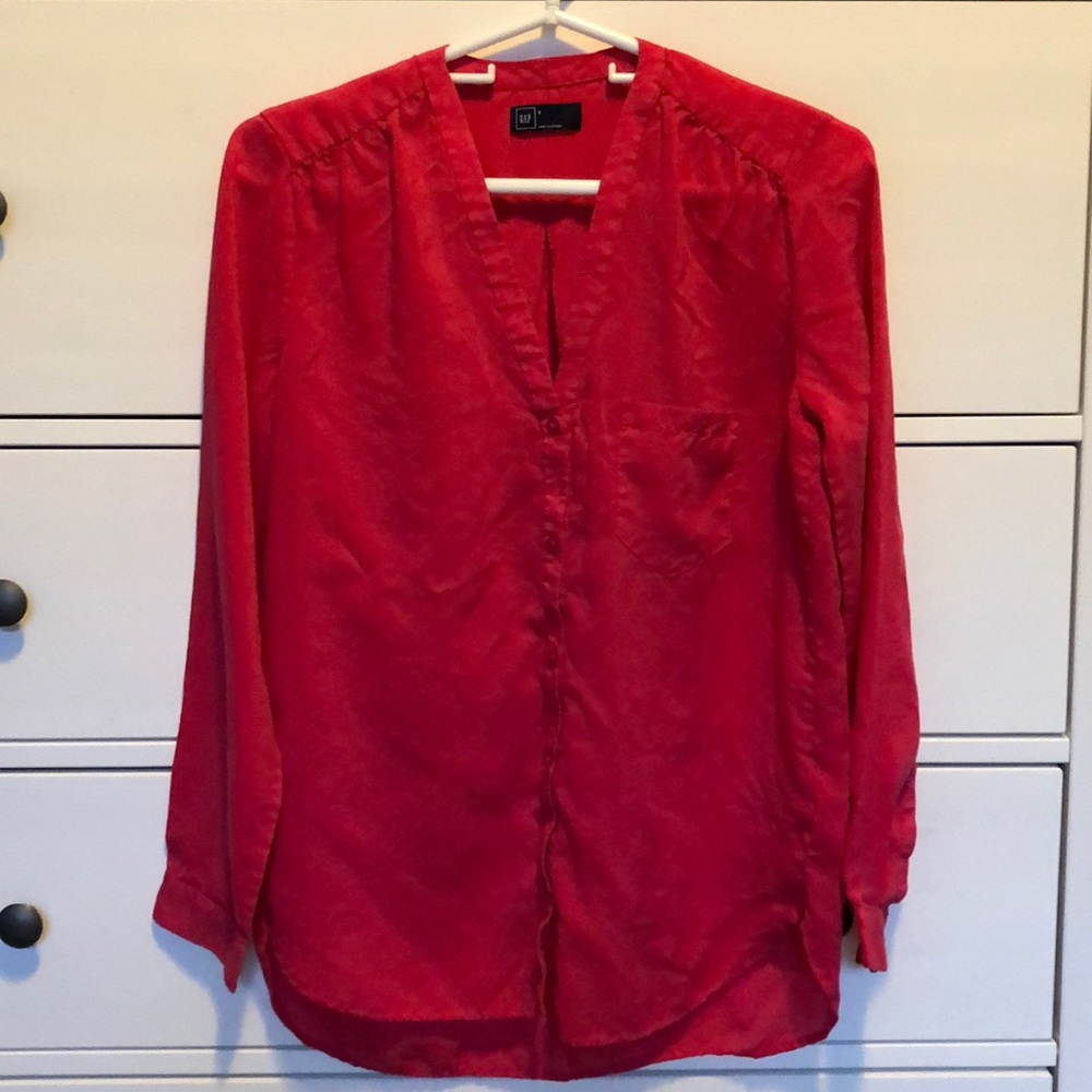 Gap pink button front blouse